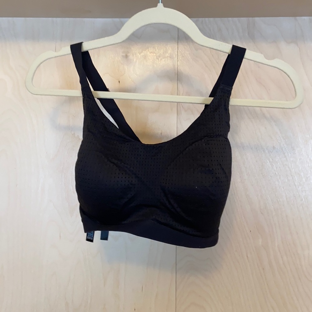 Victoria Secret Med/ High Impact Sports Bar (Size Medium)